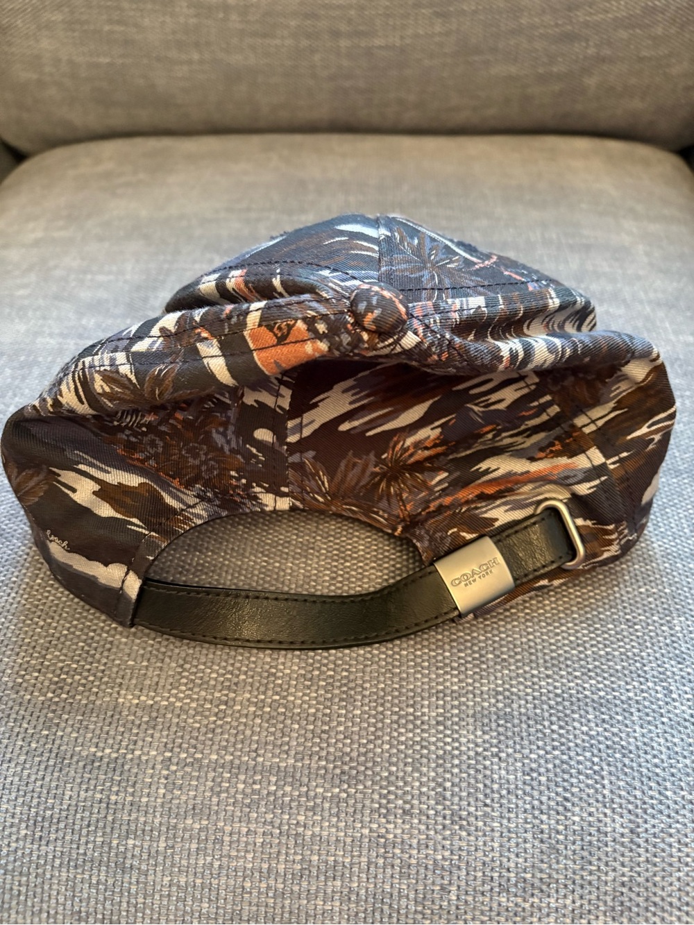 Coach Cap - Picture 2 of 3